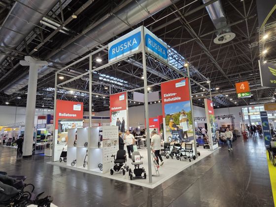 Der Messestand von RUSSKA / MovingStar auf der REHACARE 2026